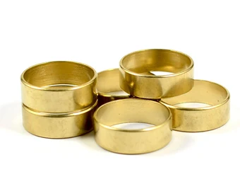 Brass Ring Maat Size: 22Mm
