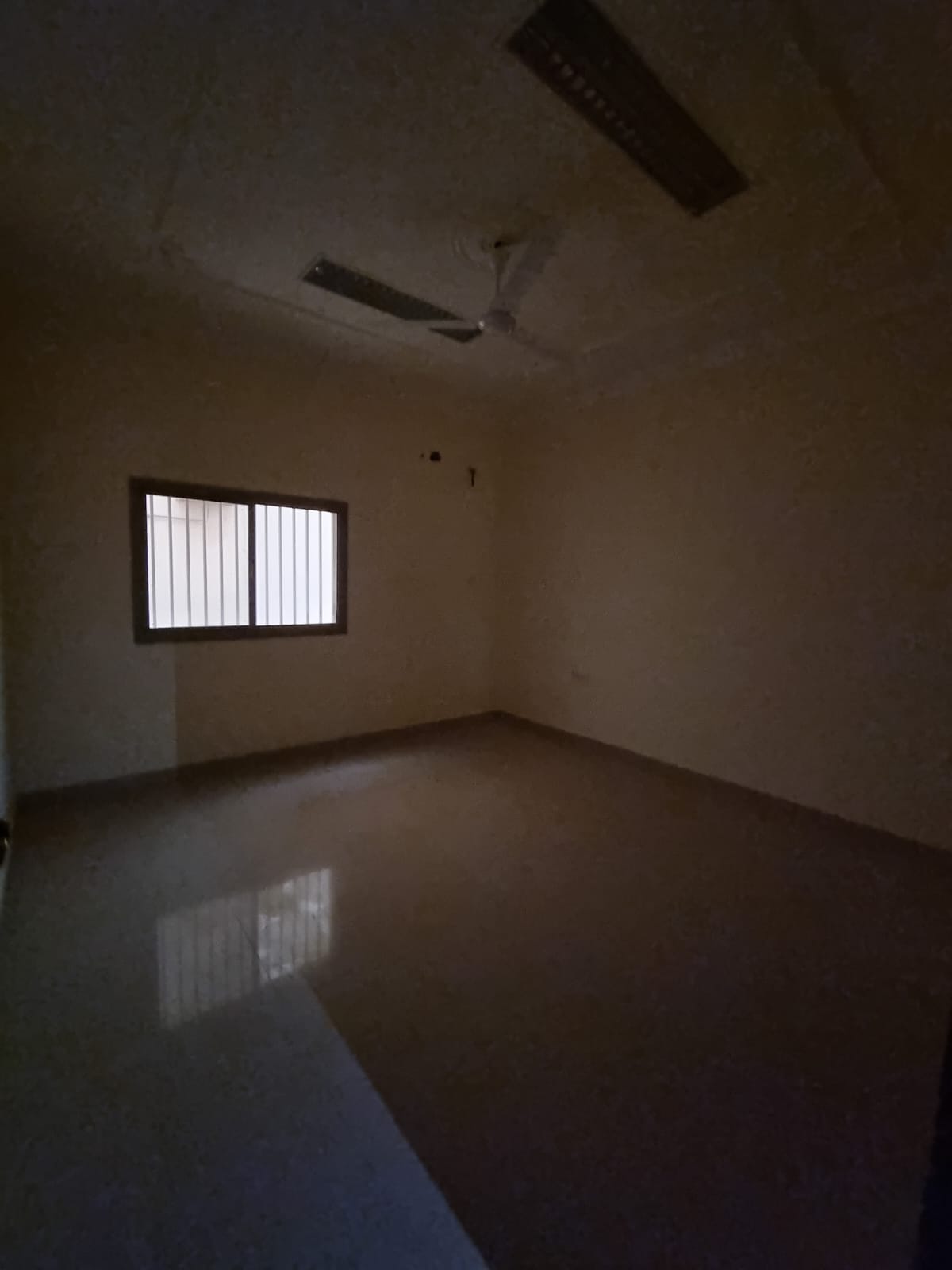 For Rent An Apartment In A'Ali