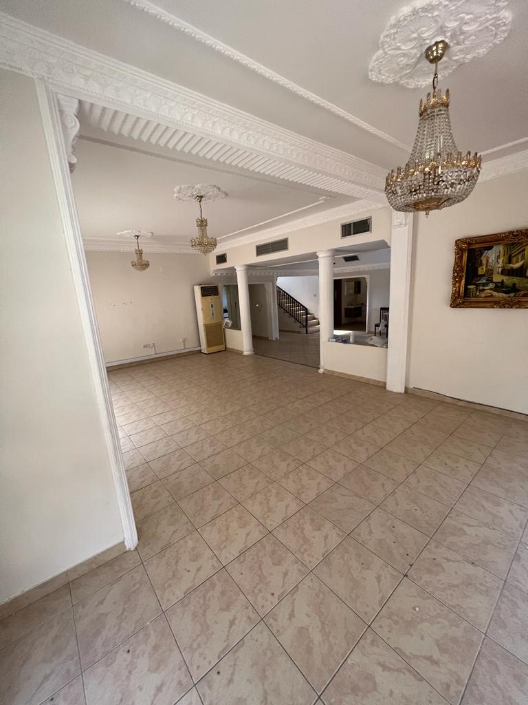 Corner villa for sale in Riffa, Bu Kwara