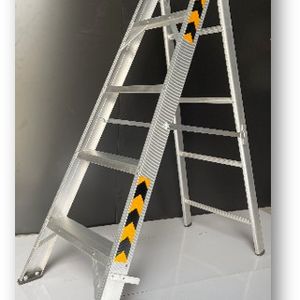 Aluminum Ladder (3 Steps)