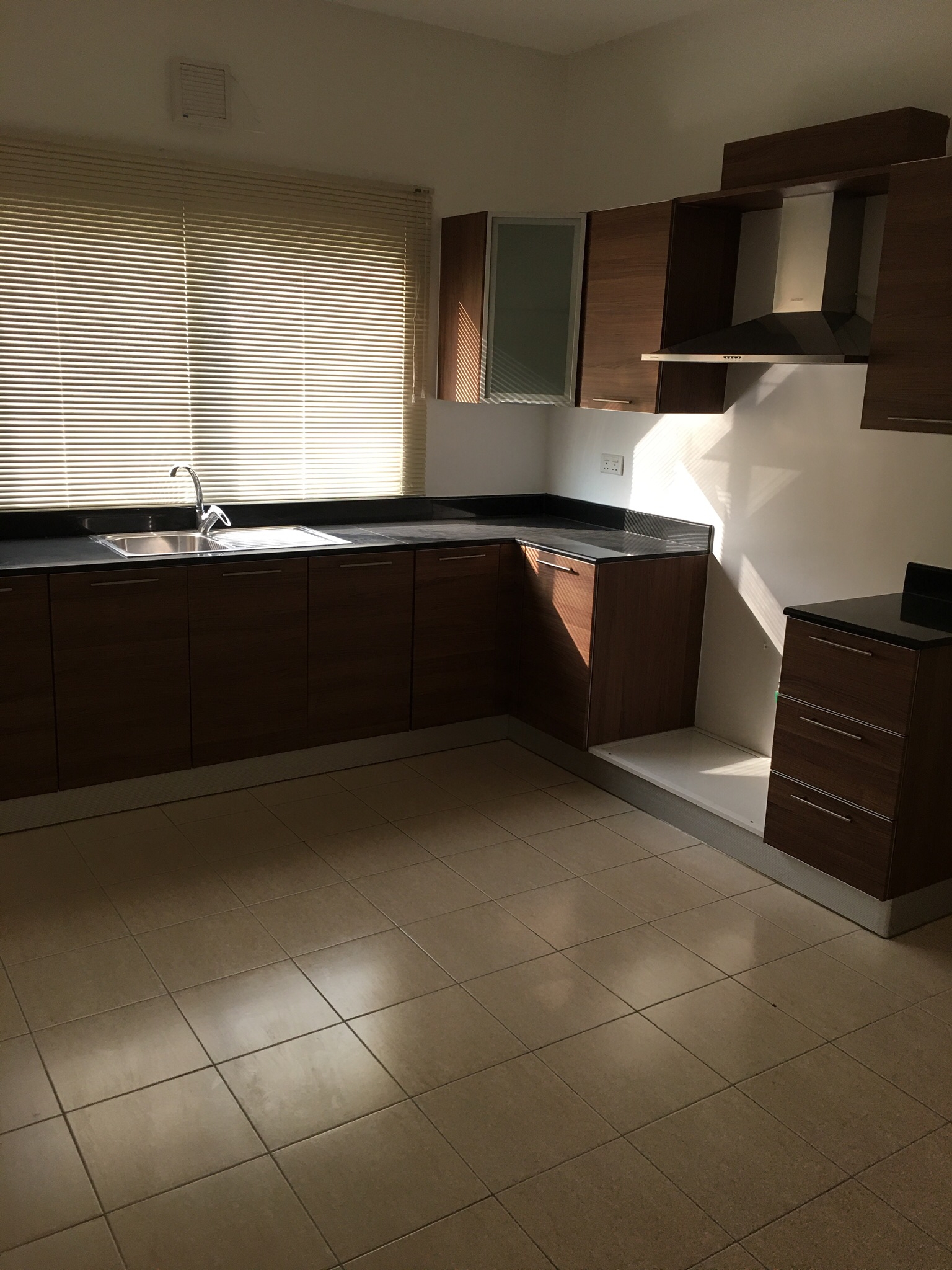 2 Bedroom Flat For Rent In Sar Behind 