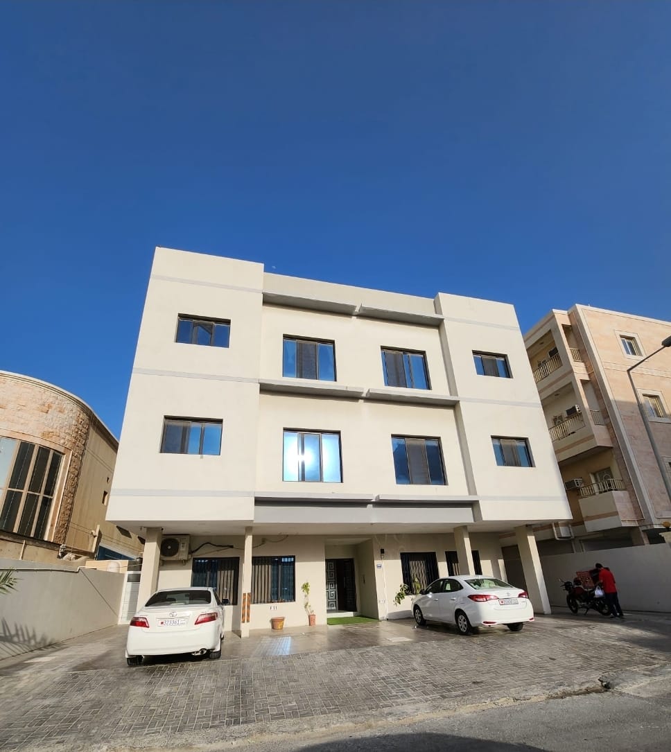  Building for sale in Arad