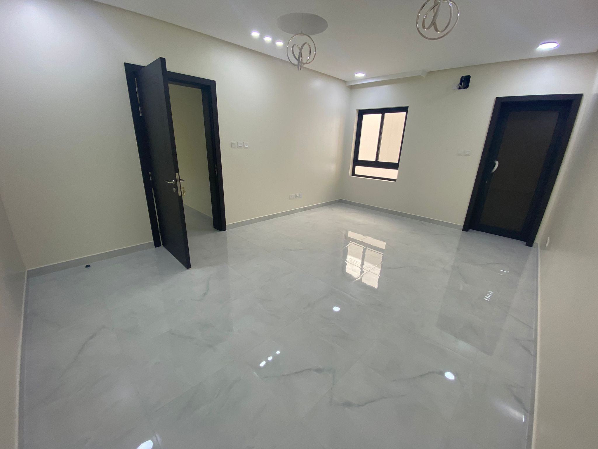 For rent an apartment in Sanad