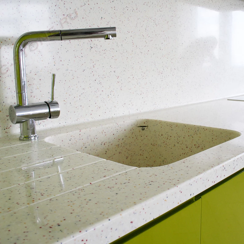 Staron - Fiesta - 3680 Mm X 760 Mm