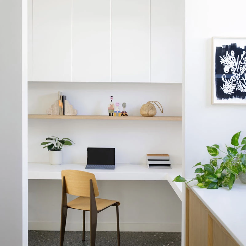 Staron - Bright White - 3680 Mm X 760 Mm