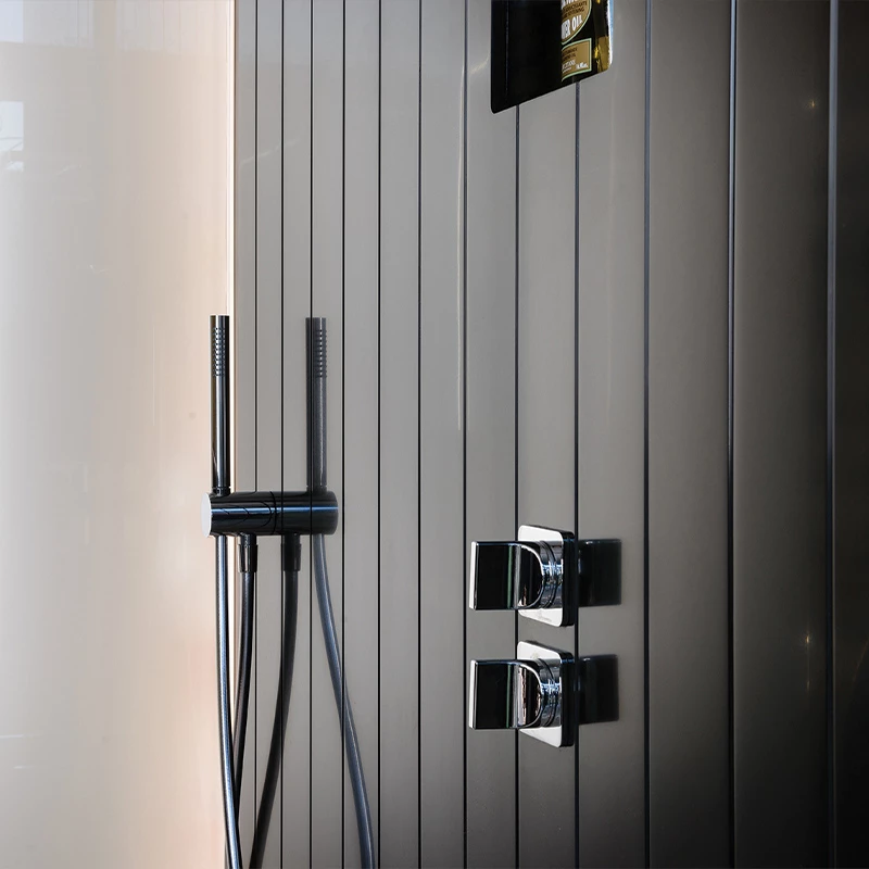 Staron - Piano Black - 3680 mm x 760 mm