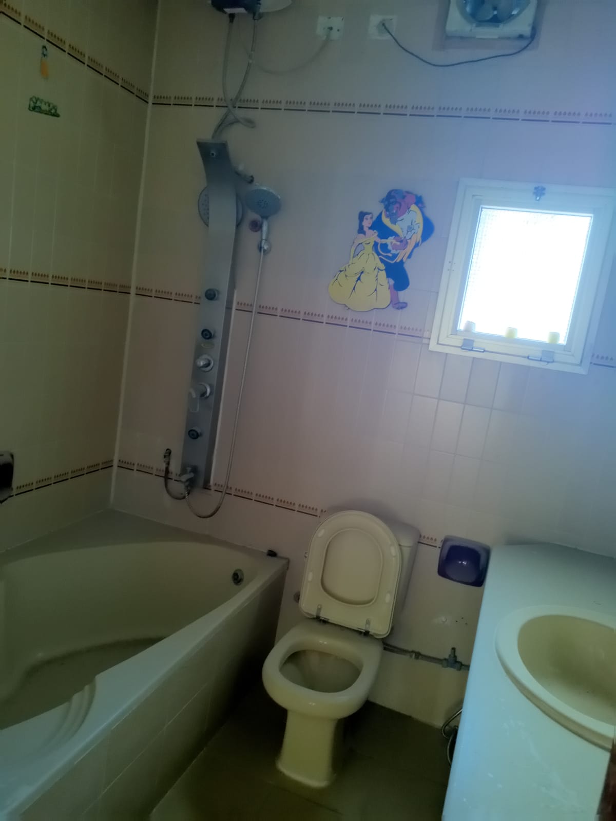 House for sale in East Riffa, Al-Hajiyyat