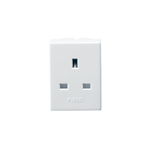 Buy W9010 fused 13a 3 ways adaptor - pp Online on Qetaat.com