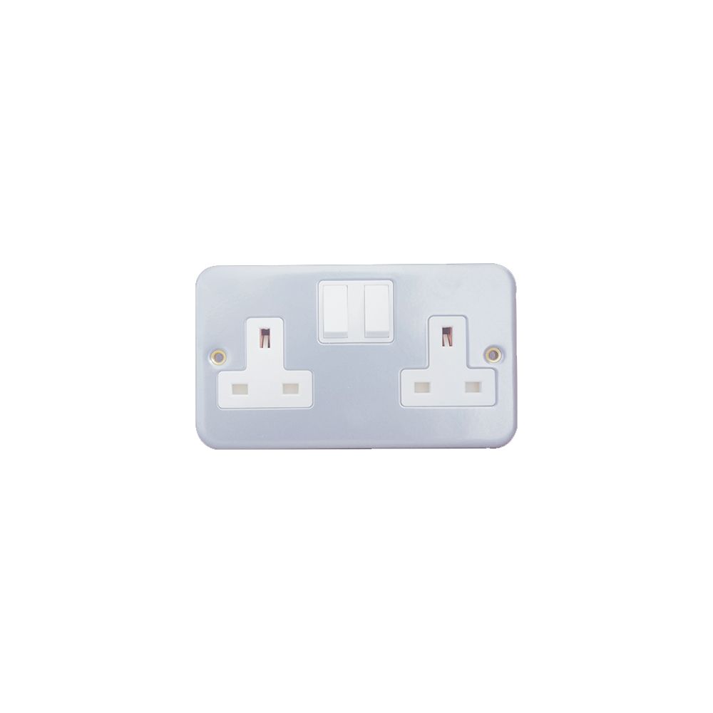 W3002-Mc,13A Metal Clad Twin Switched Outlet