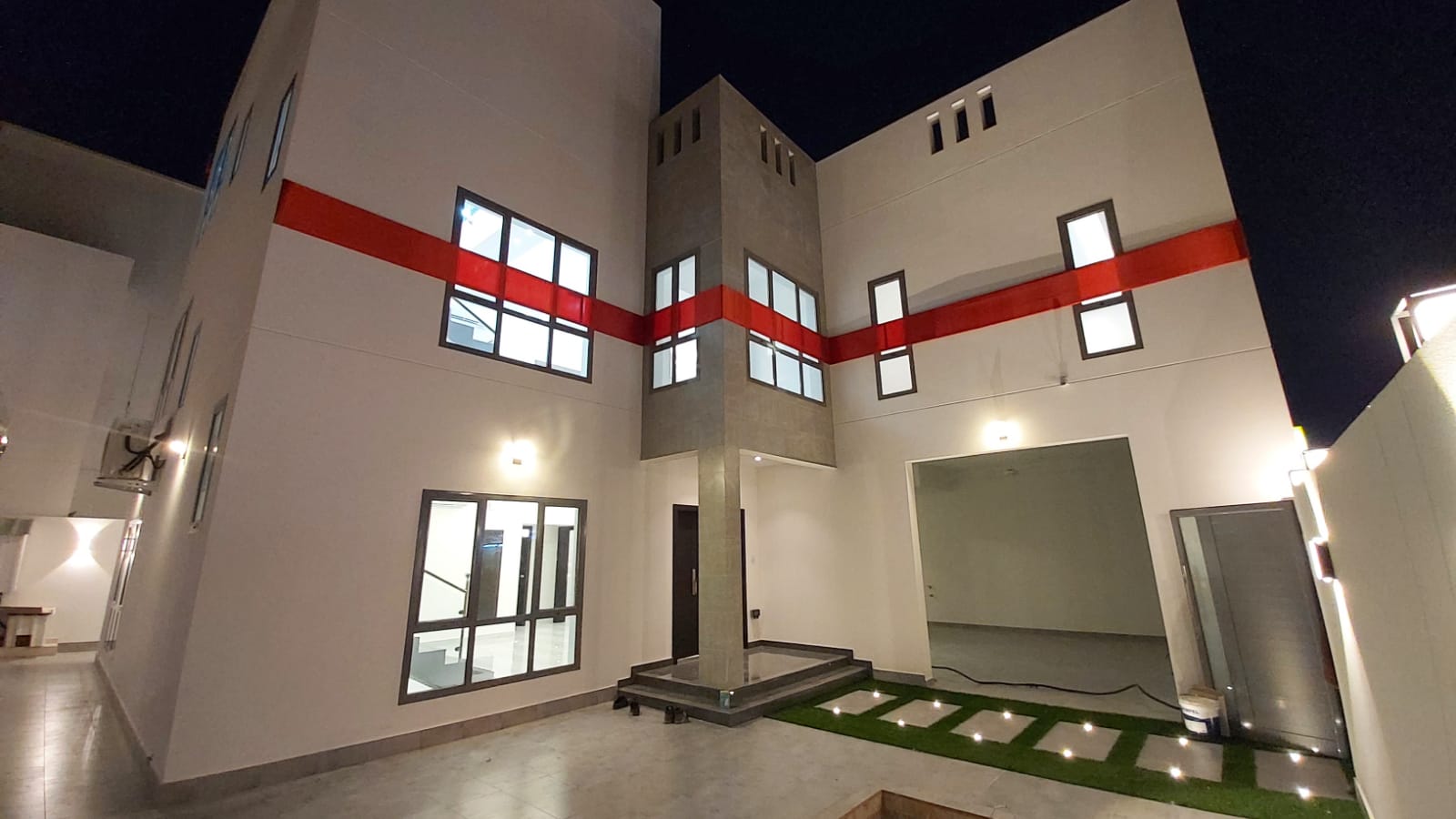 Villa for sale in Riffa - Bu Kowarah