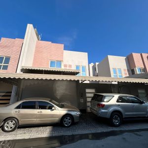 Villa for Sale in Hamala