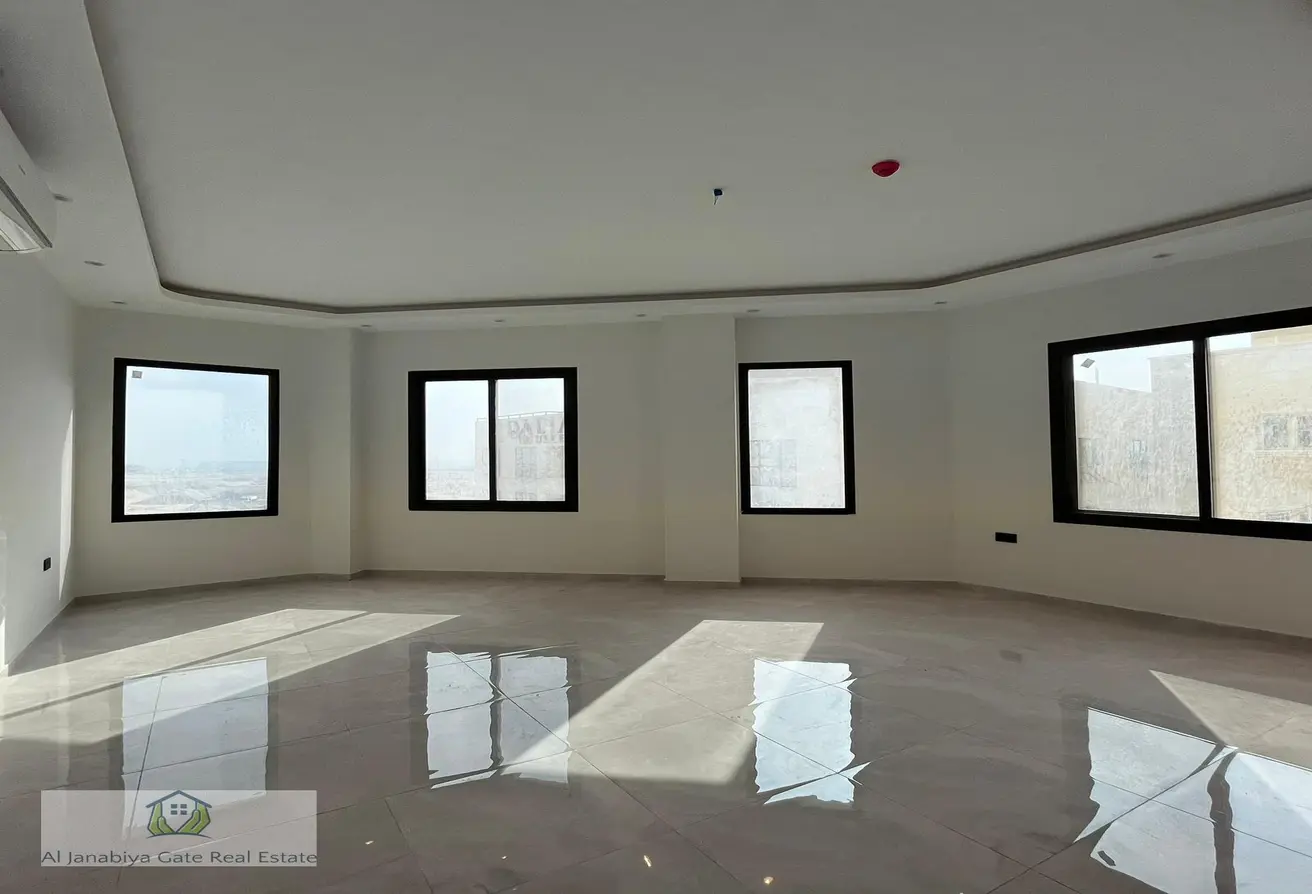 Apartment for rent in Al Janabiyah