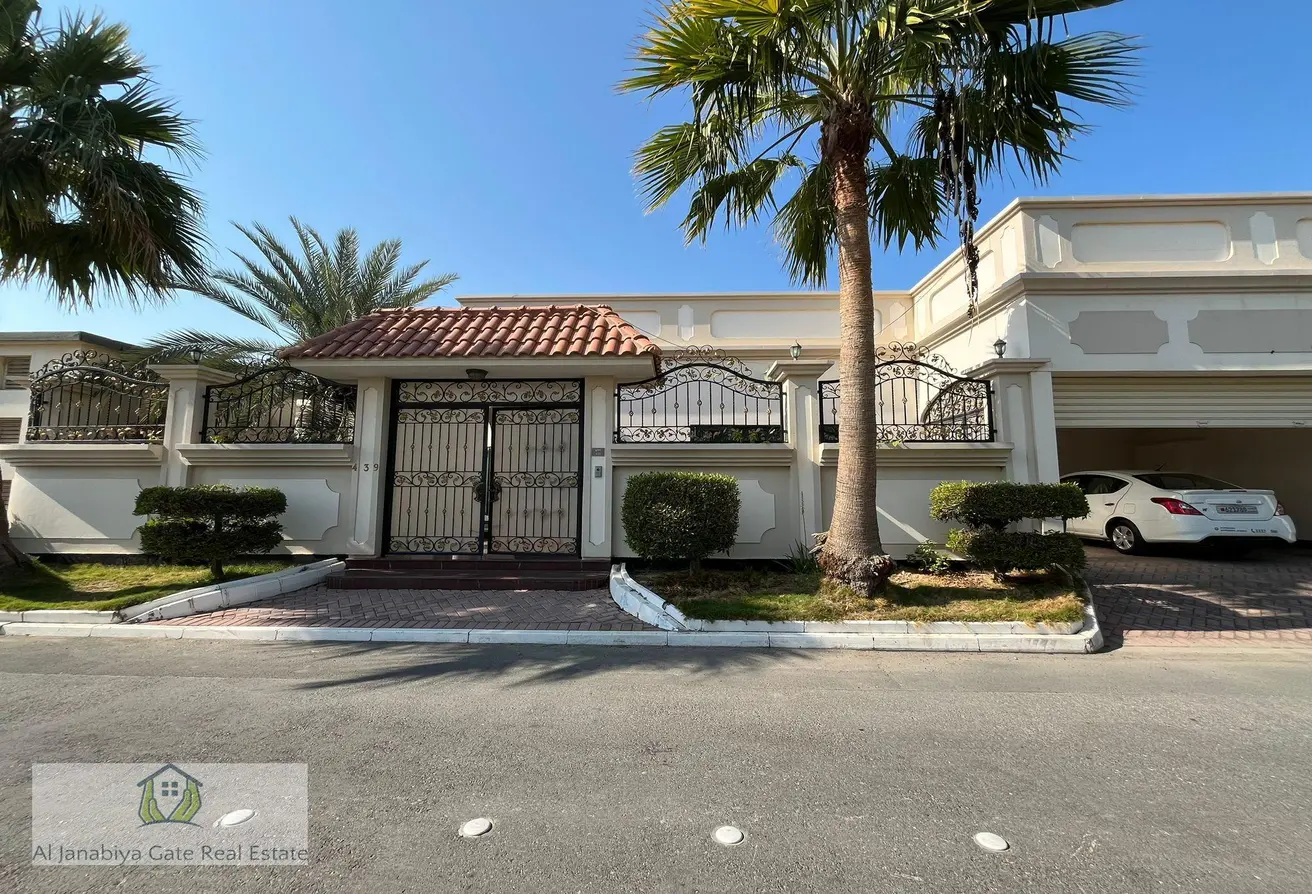 Villa for rent in Al Jasra