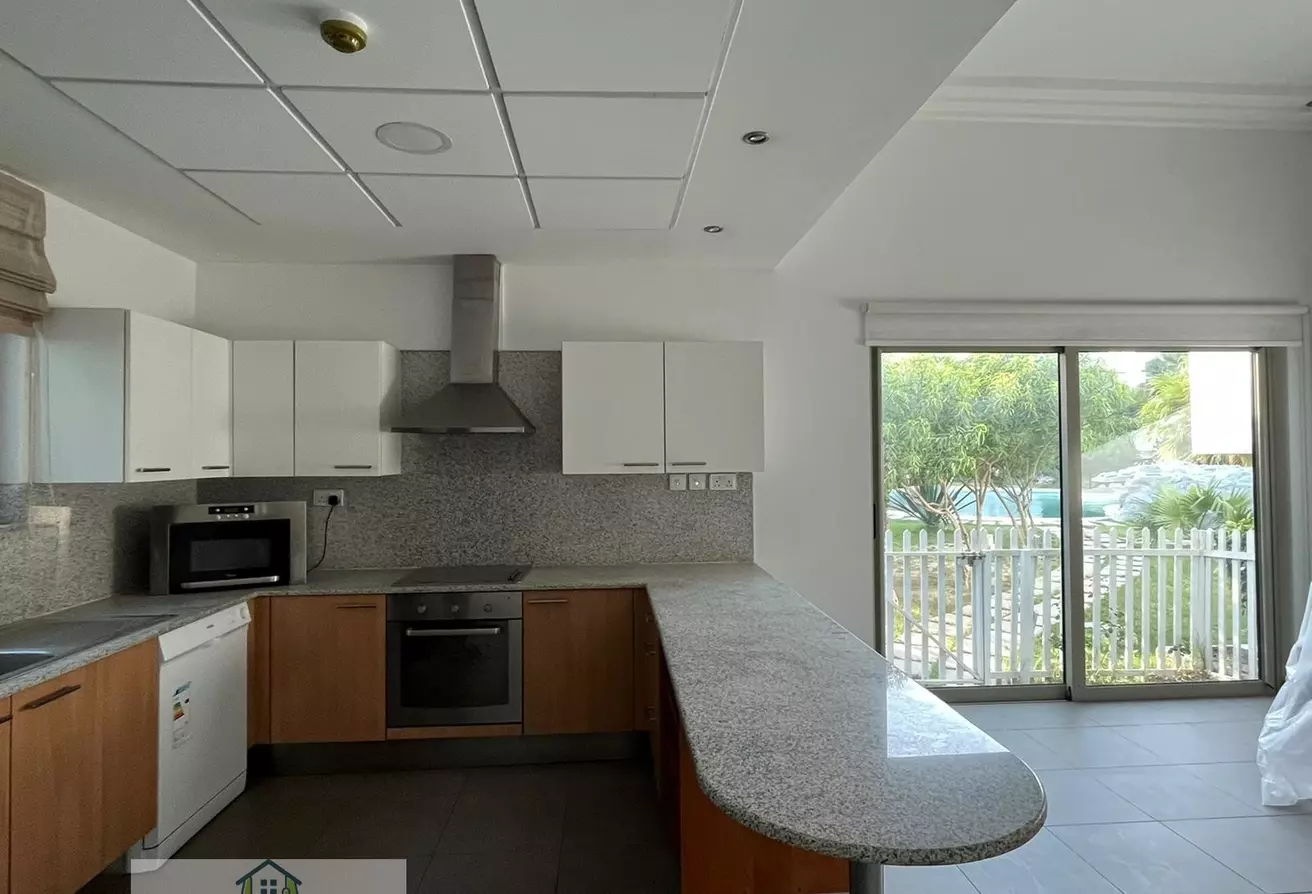 Villa for rent in Hamala
