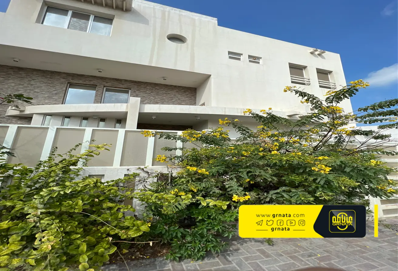 The Villa For Rent In Busaiteen