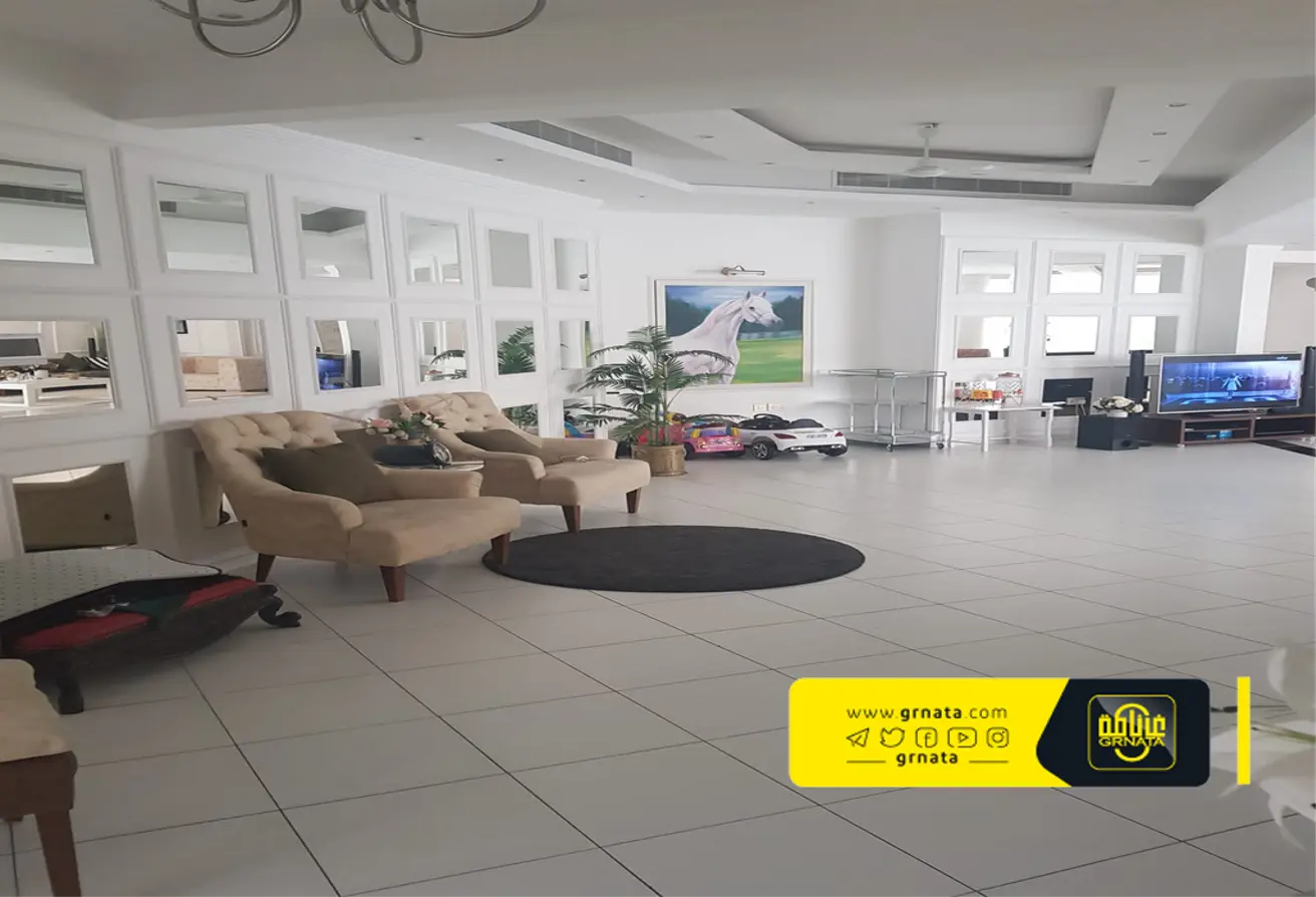 The Villa For Rent In Busaiteen