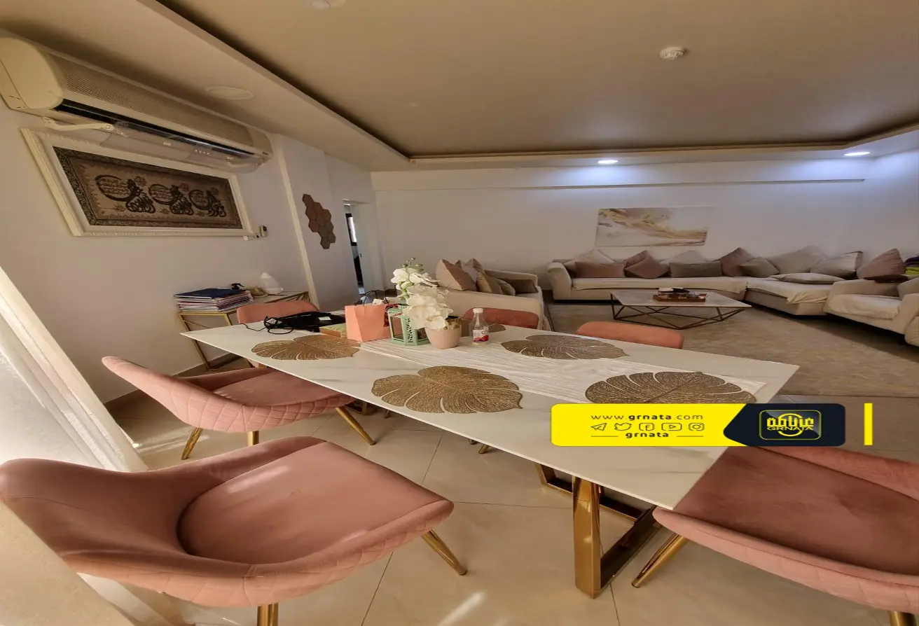 Special Flat For Sale In Isa Town  