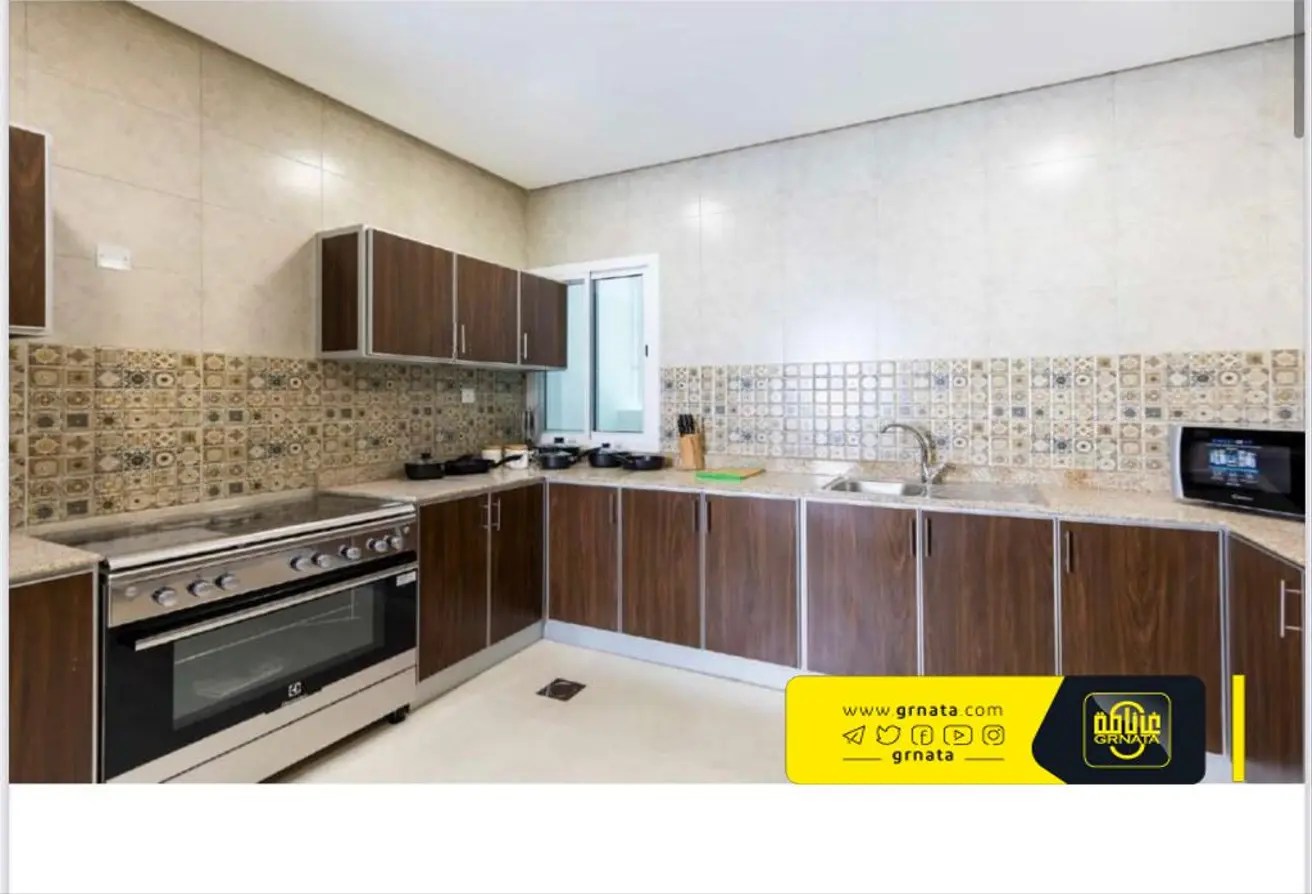 Flat For Sale In Lawzi  ( Perfect Location )