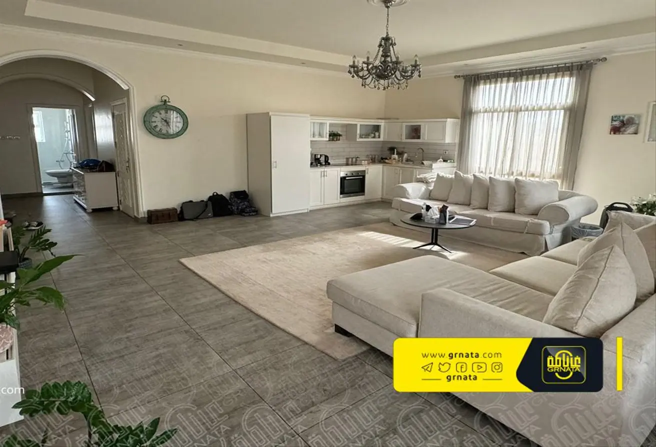 Spacious Villa In Sanad Very Quite Area
