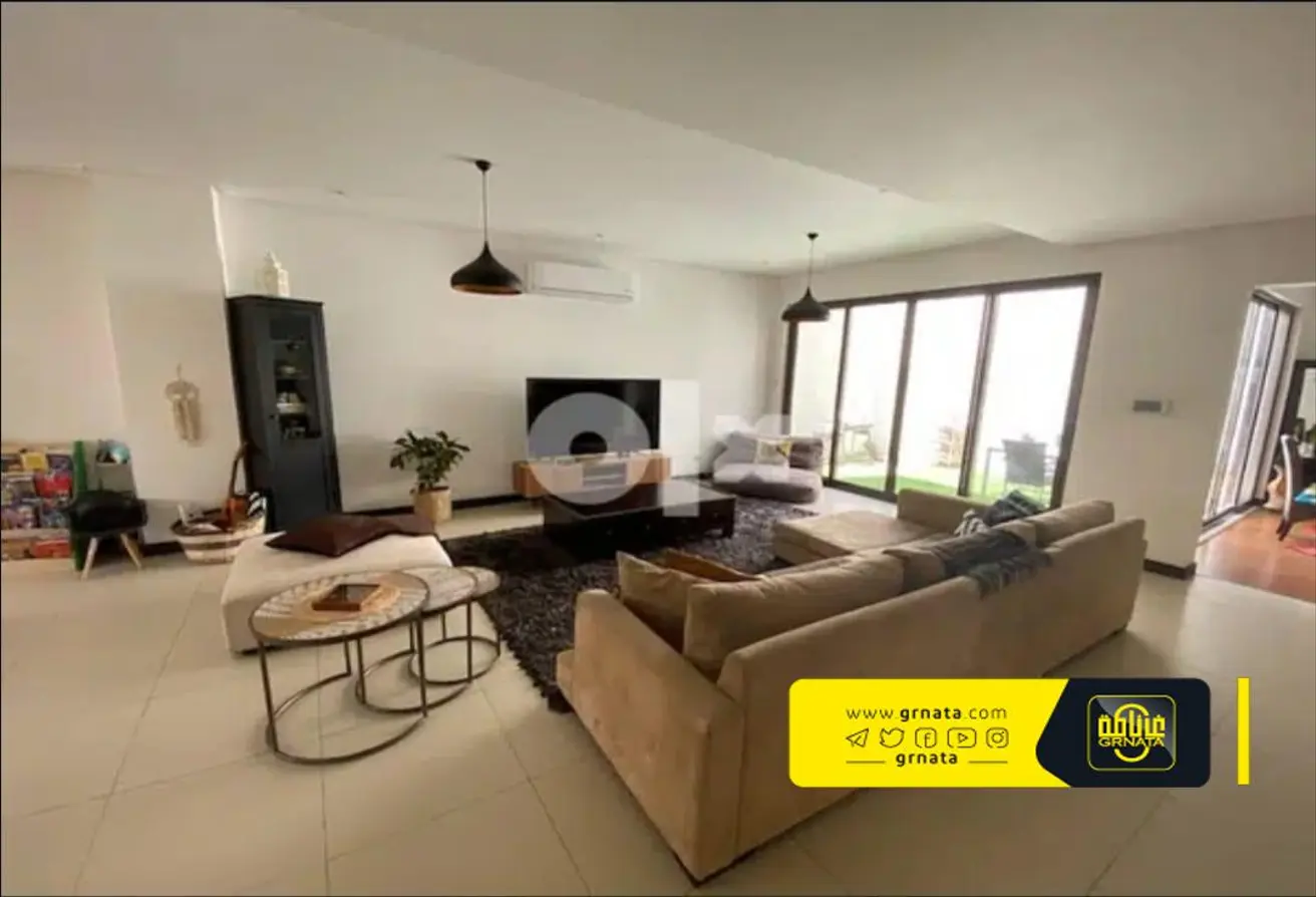 Villa For Sale In Diyar Almuharraq