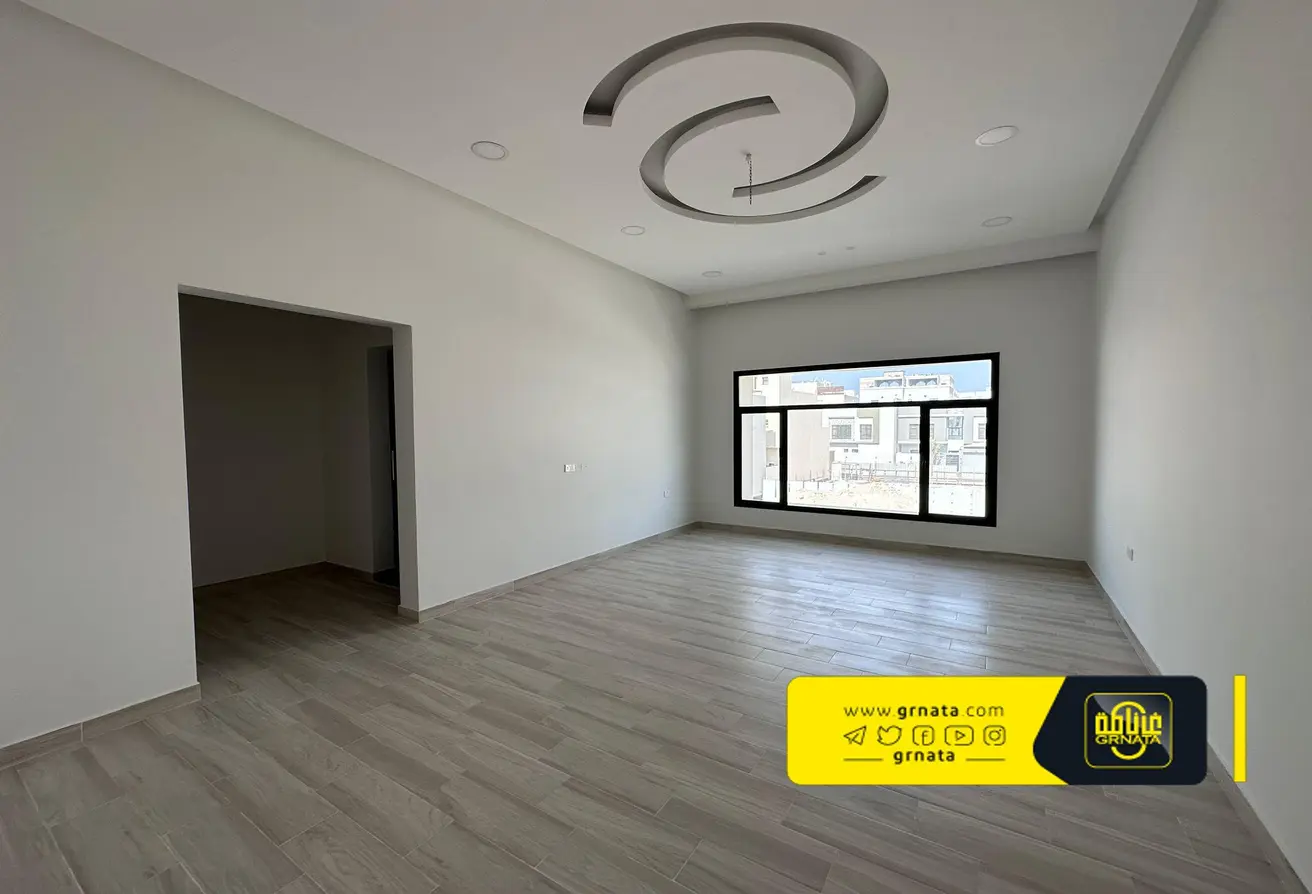 Luxury Villa for Sale in Maqabah