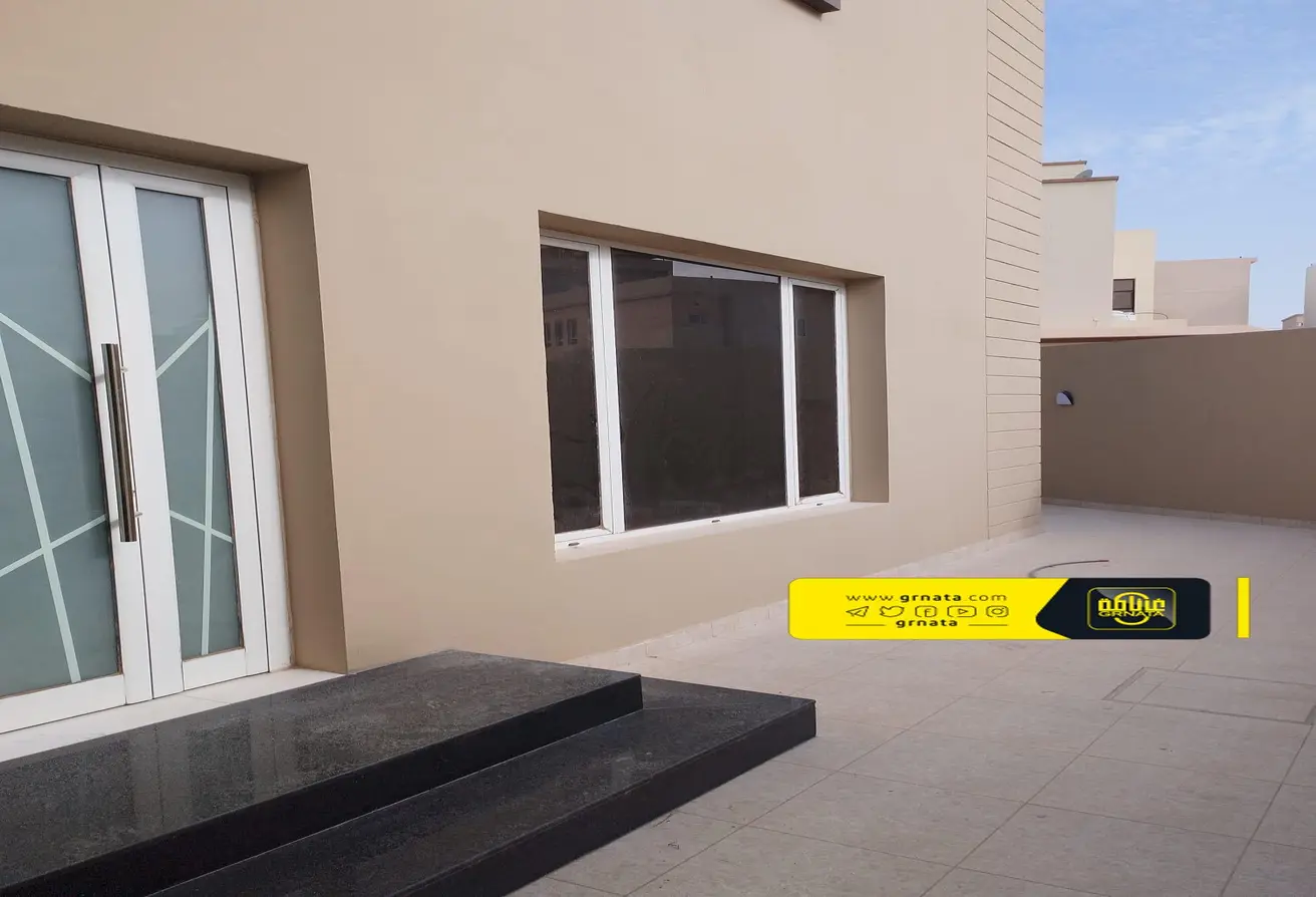 Villa For Sale In Karzakan
