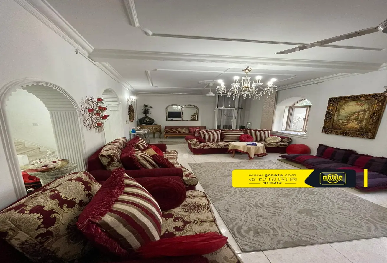 Villa For Sale In The Isa Town  Area