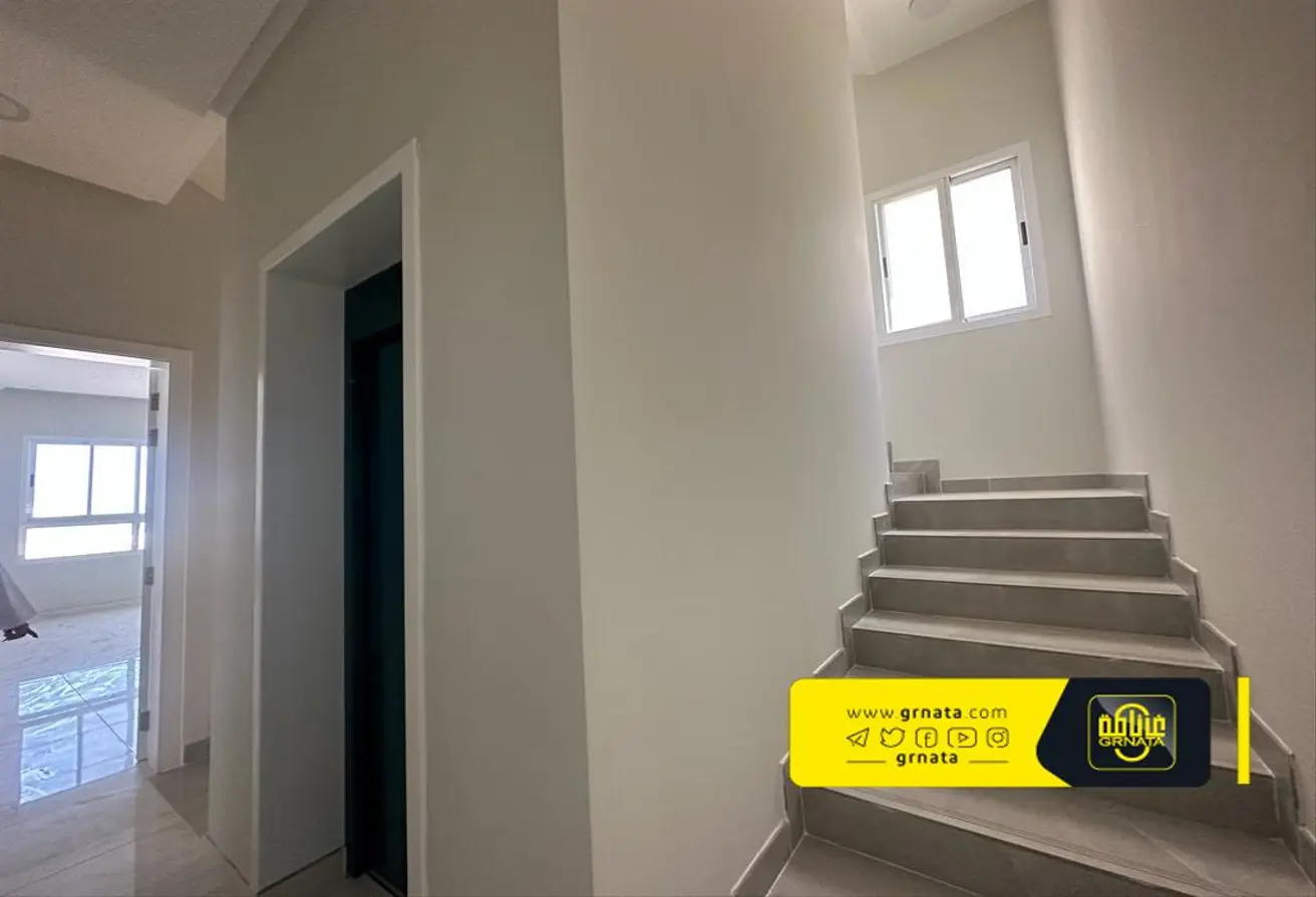 Villa In Qalali Area for Sale 
