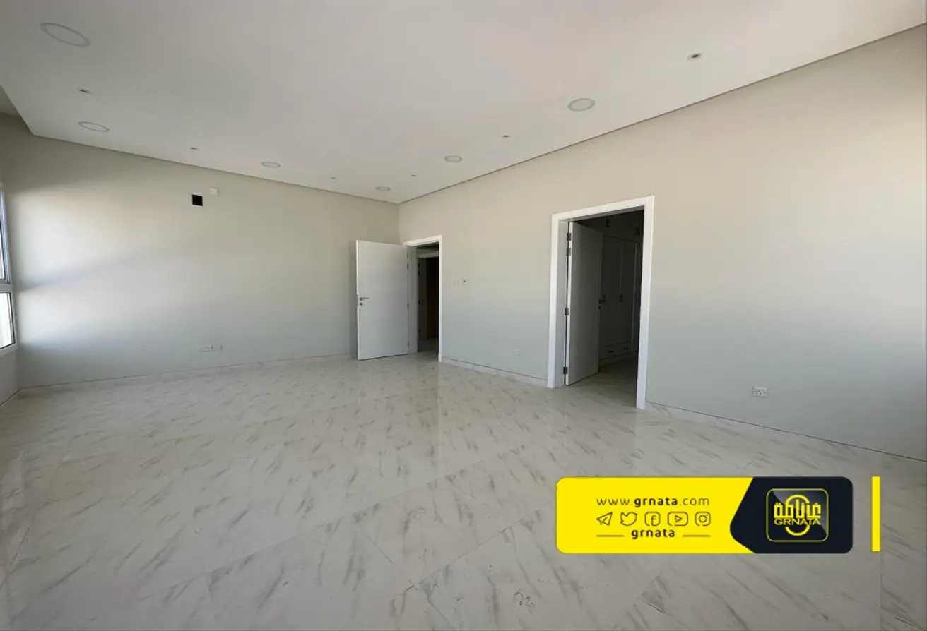 Villa In Qalali Area for Sale 