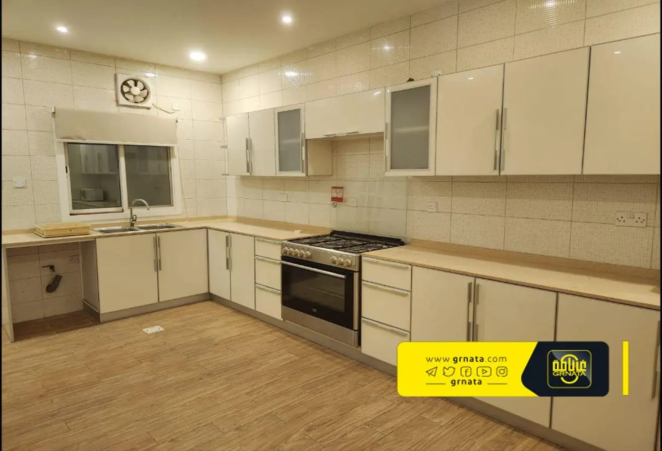 Luxury Villa For Sale In Al Malkiyah