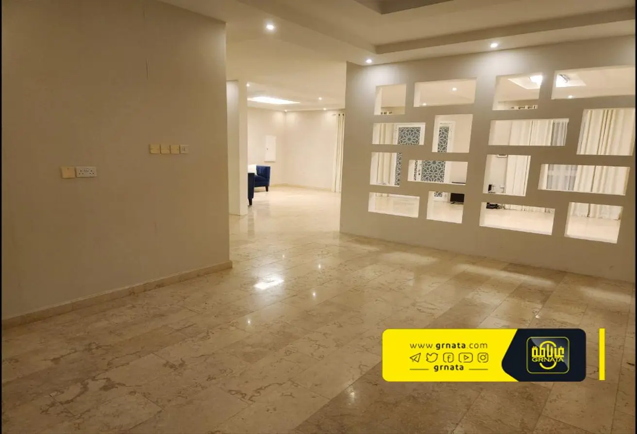 Luxury Villa For Sale In Al Malkiyah