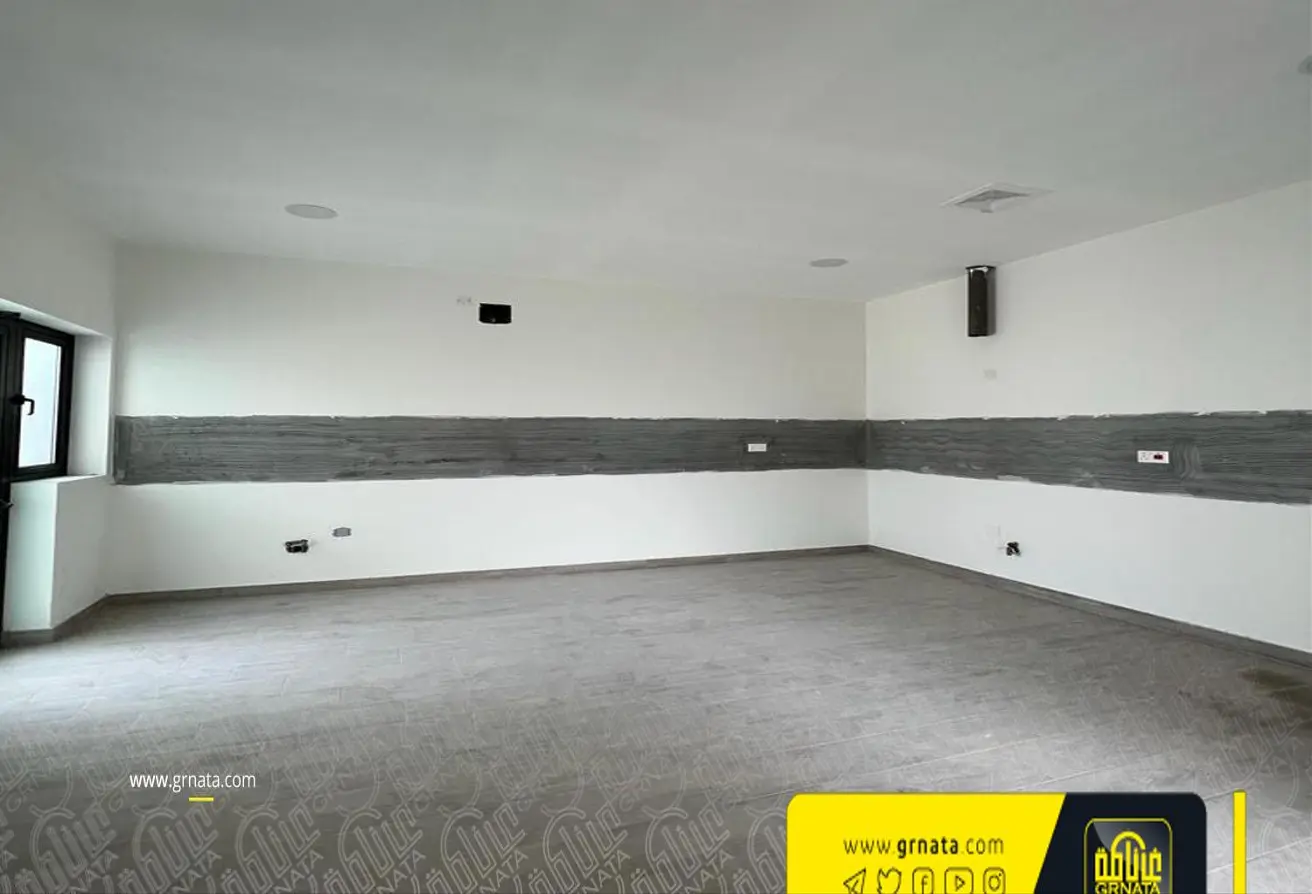  Villa In Malkiyah for Sale 