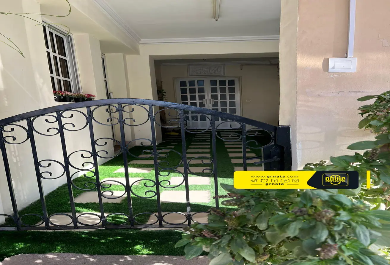  Villa In Isa Town For Sale 