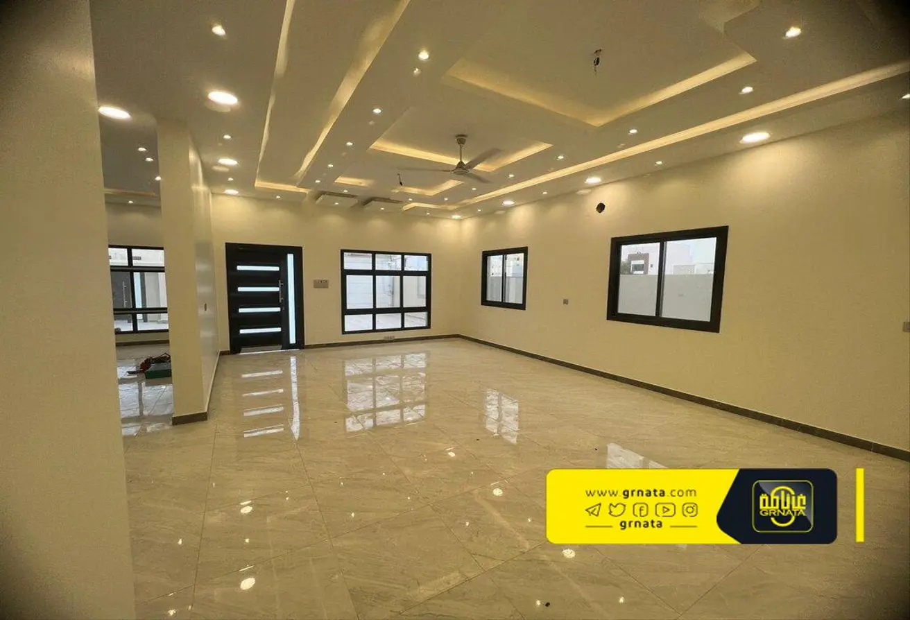 Villa For Sale In Hidd