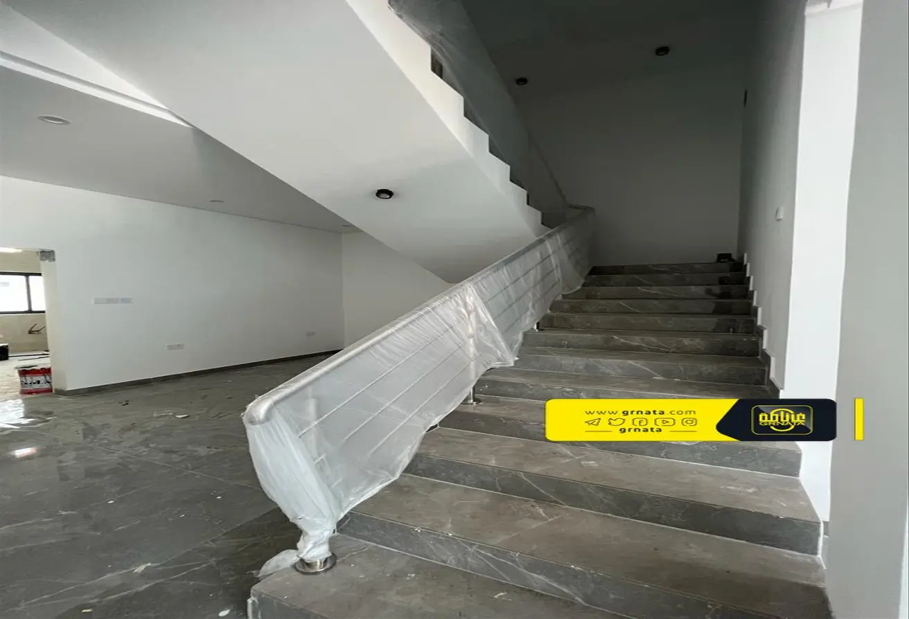  Villa In Karzakan for Sale 
