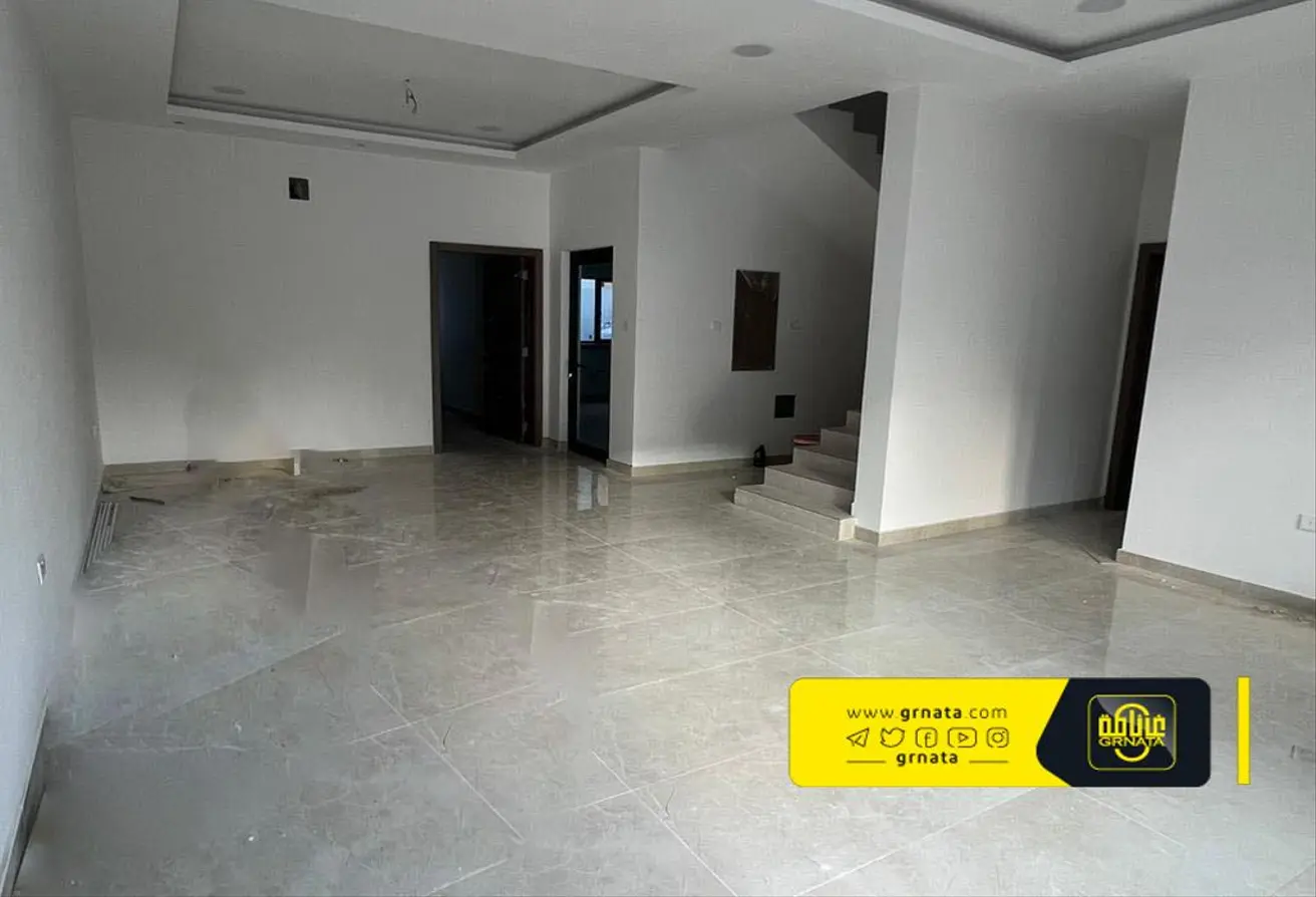 Villa In Bani Jamra for Sale 