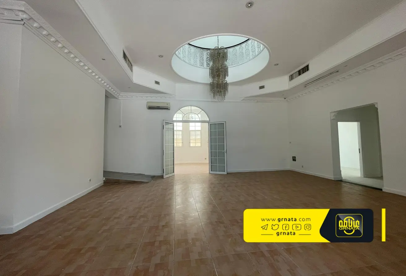 Villa For Sale In Umm Al Hassam Area