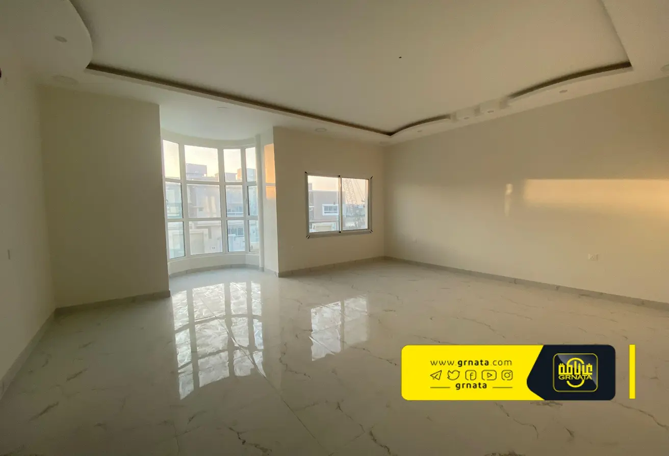 Villa For Sale In Hamad Town (Lawzi)