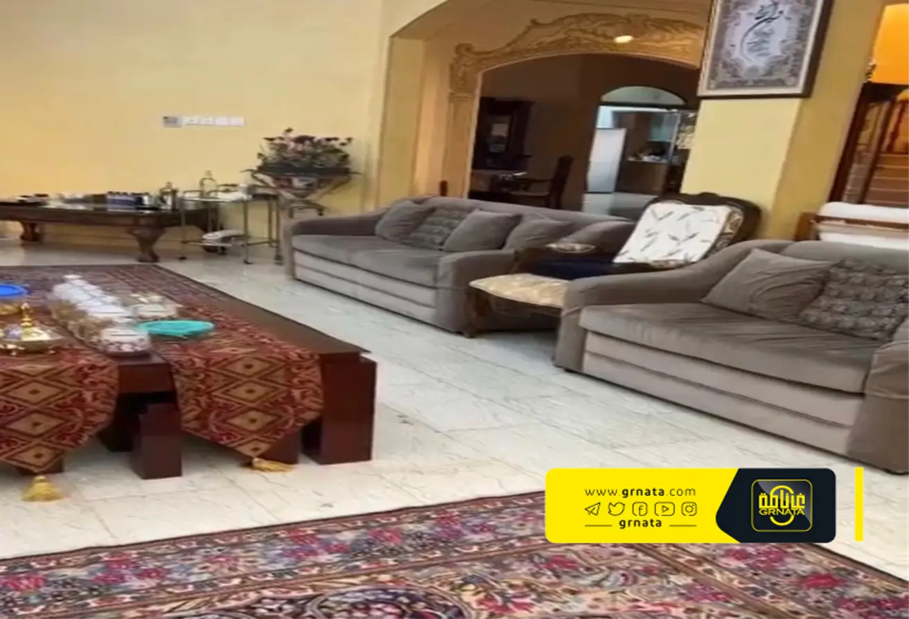Big Villa In Janabeiya For Sale 