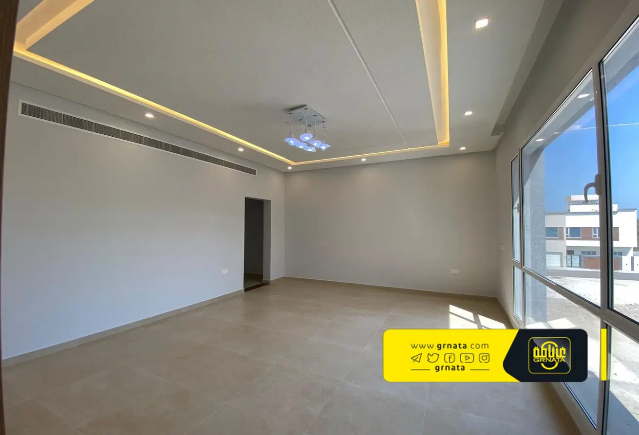 Villa For Sale In Jid Alhaj (Luxury)
