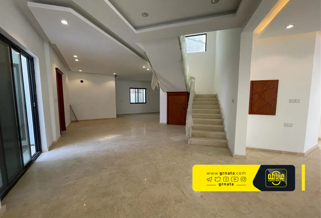 Villa In Al Qurayyah for Sale 